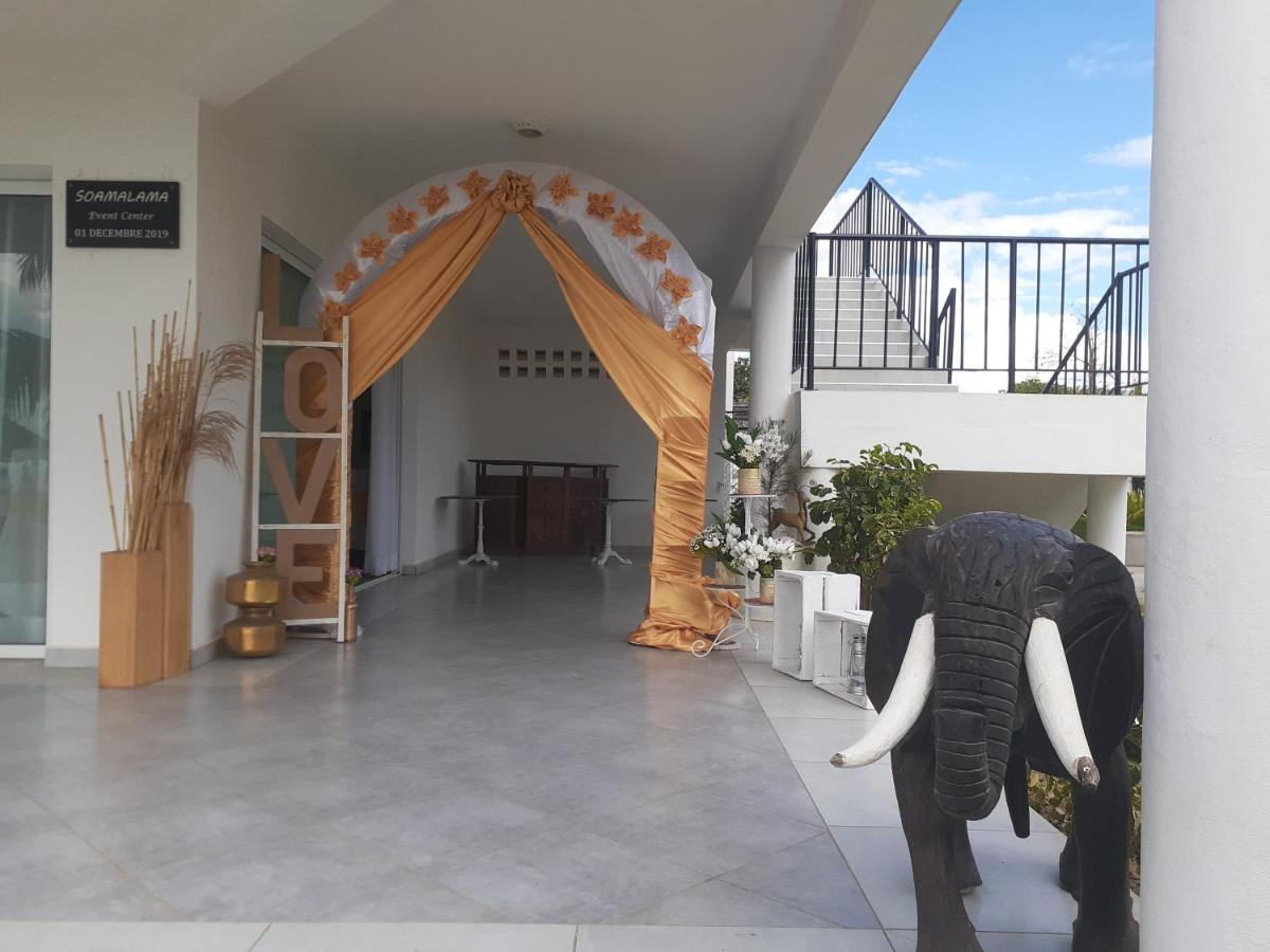 Aux 2 Metis Hotell Toliara Exteriör bild