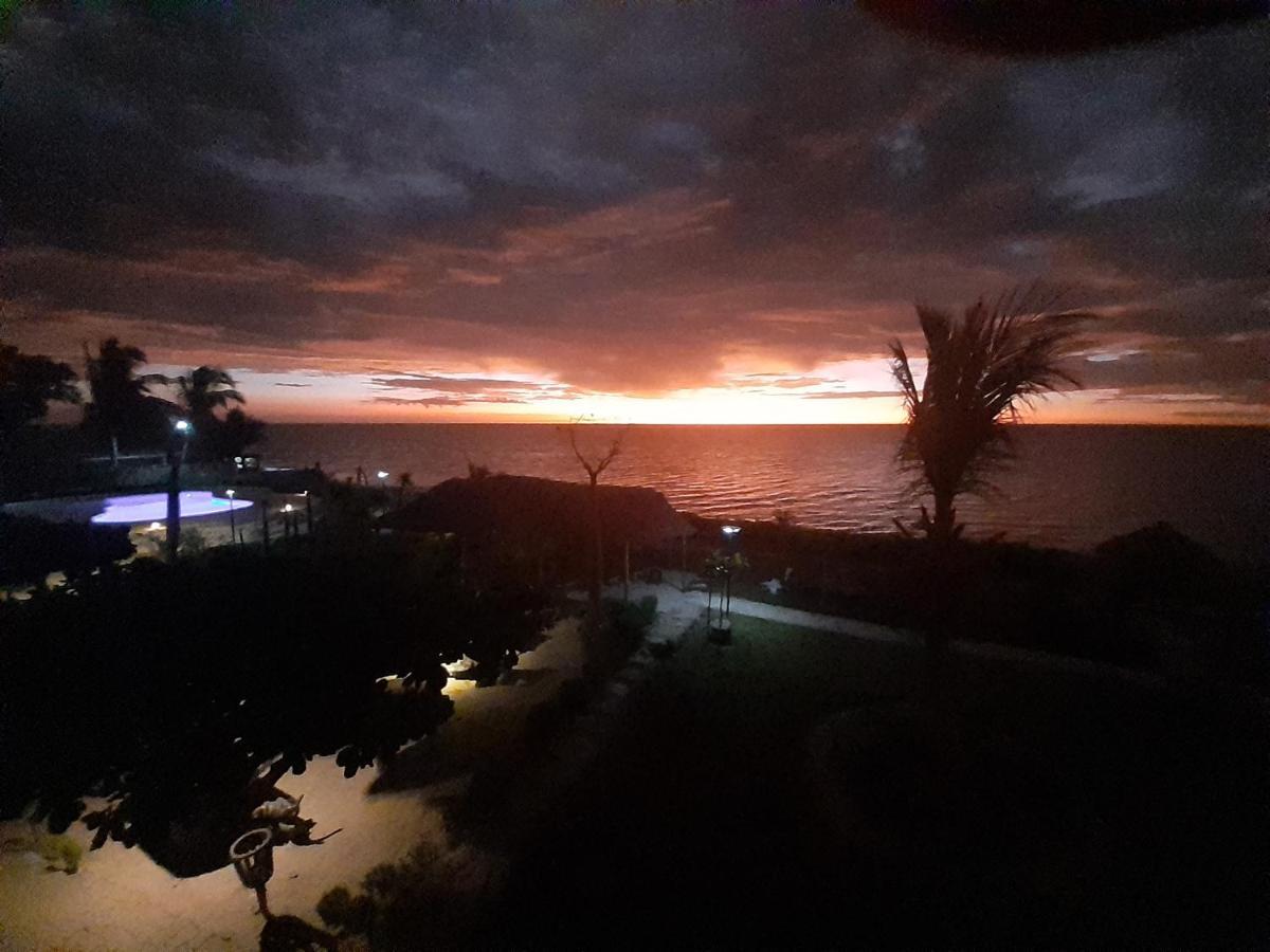 Aux 2 Metis Hotell Toliara Exteriör bild